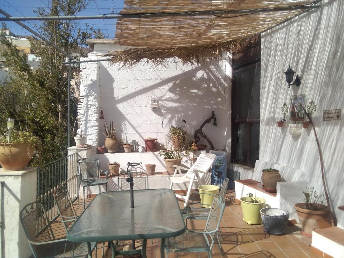 La Flecha Hostel Abrucena Exterior foto